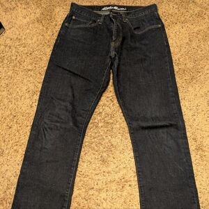 Eddie Bauer Men's Deep Indigo Straight Jeans